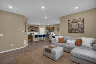 272 Mannaseh Dr W in Granville, OH - Building Photo - Building Photo