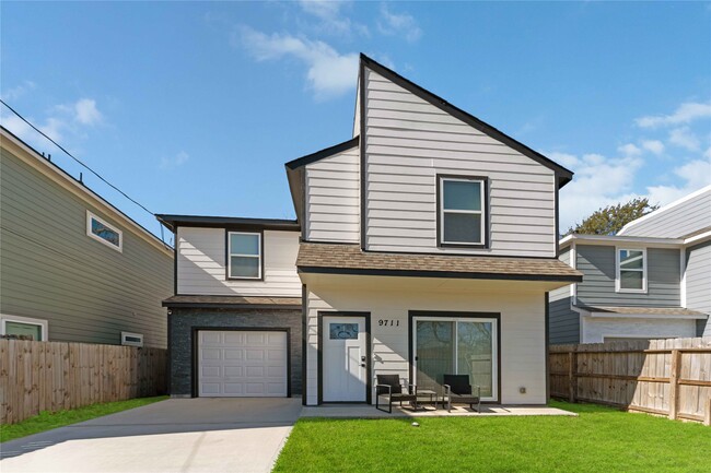 9711 Beckley St in Houston, TX - Building Photo - Building Photo