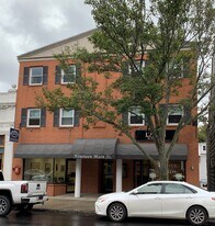 19 Main St, Unit 9 in Plymouth, MA - Building Photo