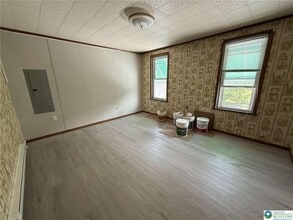 145-146 E Center St in Nesquehoning, PA - Building Photo - Building Photo