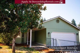 5051 Forsythia St in Springfield, OR - Building Photo