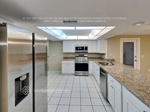 3605 Odom Dr in New Port Richey, FL - Foto de edificio - Building Photo