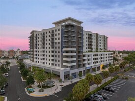 200 NE 1st Ave in Pompano Beach, FL - Building Photo