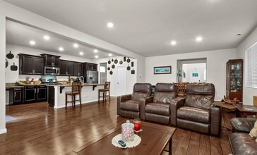 3358 Nova St NE in Lacey, WA - Building Photo - Building Photo