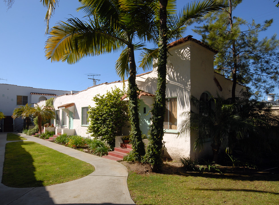 818 Grant St in Santa Monica, CA - Building Photo