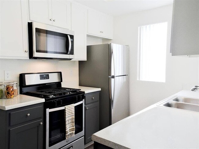 Hillside Village Apartments