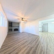 2715 Summer Meadows Dr in Perry, IA - Building Photo - Building Photo