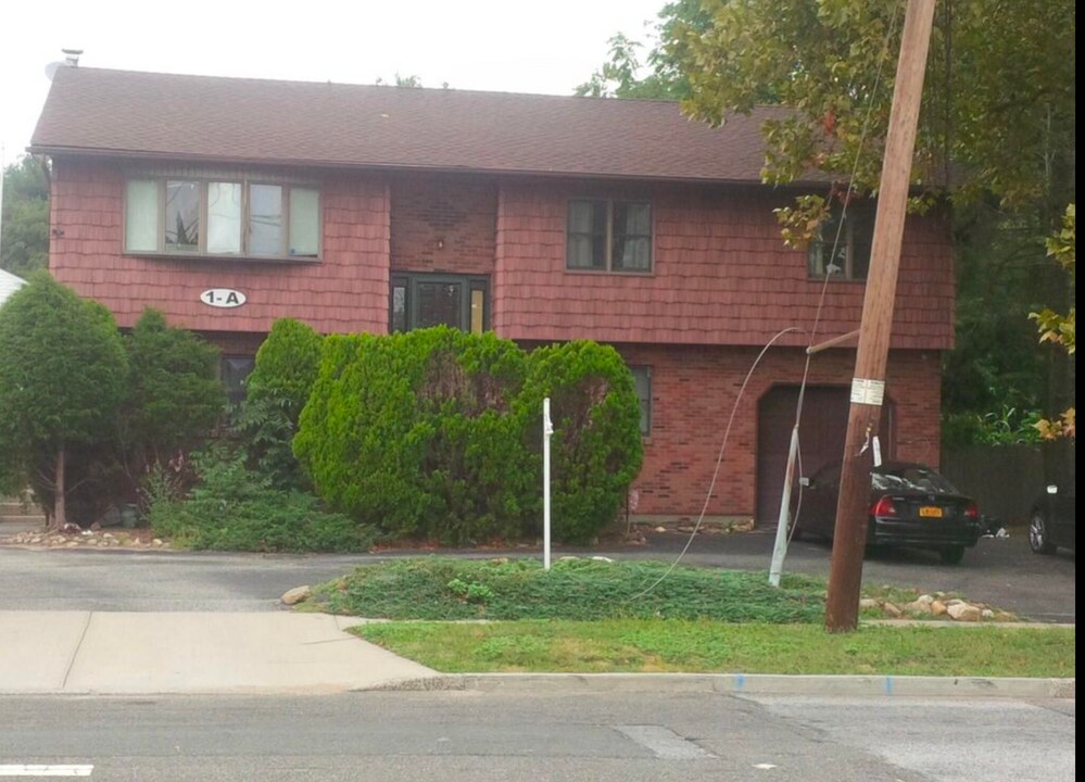 1A New Hwy in Commack, NY - Foto de edificio