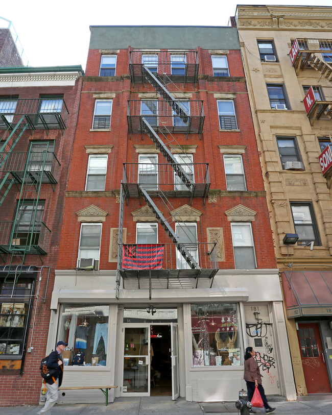 181 Mott St in New York, NY - Building Photo - Building Photo