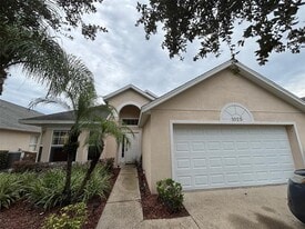1025 Tourmaline Dr in Kissimmee, FL - Building Photo