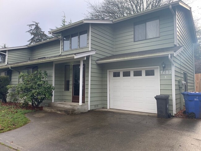 1282 NW Lanyard Loop in Oak Harbor, WA - Building Photo - Building Photo