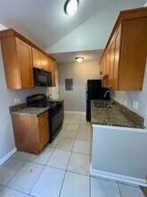 7415 N Wolcott Ave in Chicago, IL - Building Photo - Building Photo