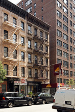 241 E 24th St in New York, NY - Building Photo - Building Photo