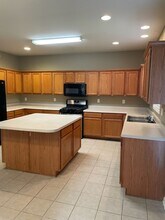 771 Creek Glen Rd SE in Mableton, GA - Building Photo - Building Photo