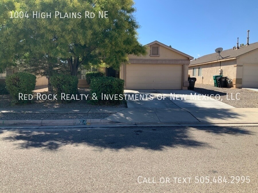 1004 High Plains Rd in Rio Rancho, NM - Building Photo