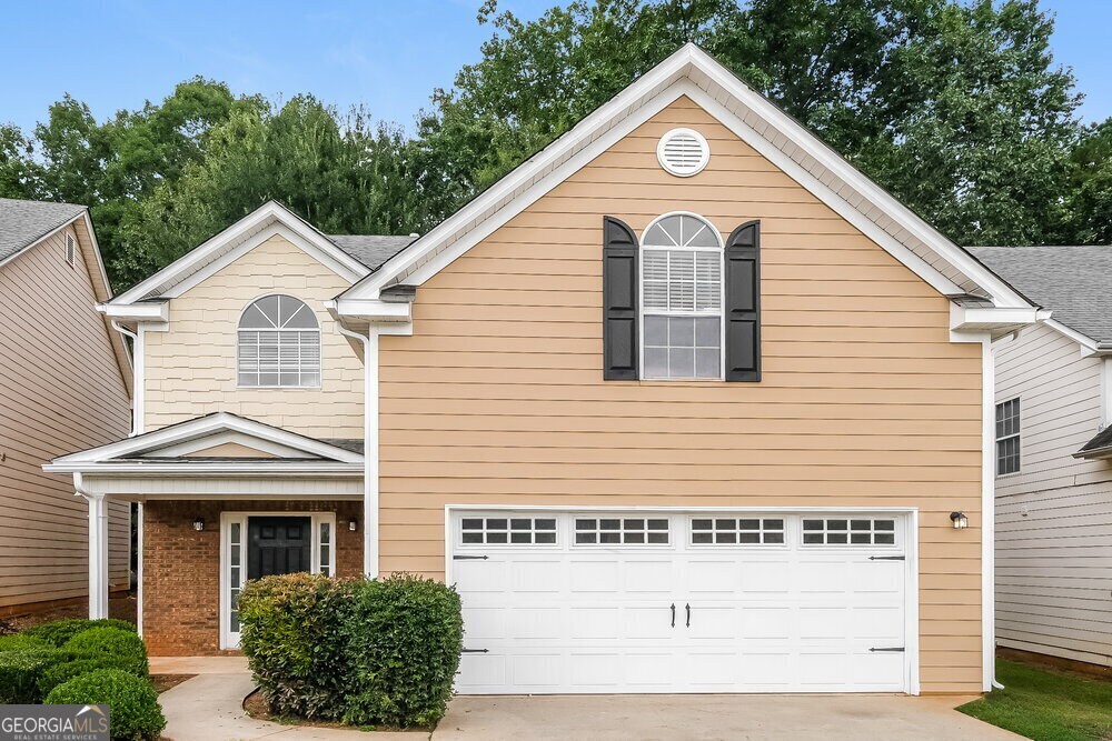 45 Churchill Park Dr in Newnan, GA - Foto de edificio