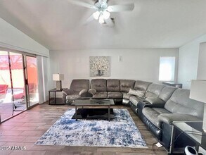 3410 E Escuda Rd in Phoenix, AZ - Building Photo - Building Photo