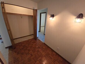 1508 Glenshire Dr in Champaign, IL - Building Photo - Building Photo