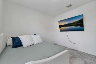 3800 Whitetail Ct in St. Cloud, FL - Building Photo - Building Photo