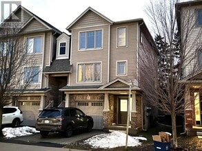 750 Lawrence St in Cambridge, ON - Building Photo - Building Photo