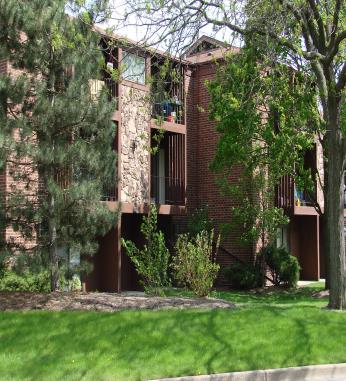 Bartlett Terrace Apartments in Bartlett, IL - Building Photo