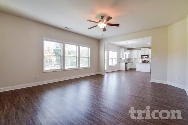 4182 Bella View Dr in Snellville, GA - Building Photo - Building Photo