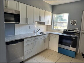 5505 Hernandes Dr, Unit 125 in Orlando, FL - Building Photo - Building Photo