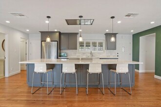 1177 Fay Cir in Sacramento, CA - Foto de edificio - Building Photo