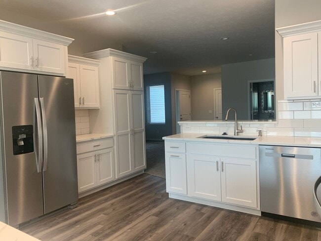 6969 Claystone Dr in Lincoln, NE - Building Photo - Building Photo