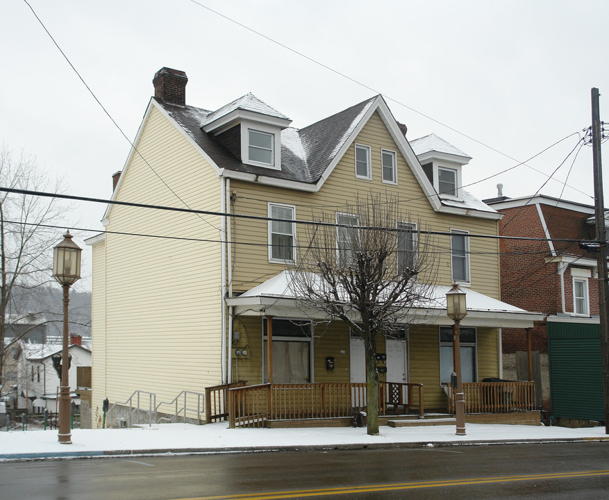 330 Butler St in Pittsburgh, PA - Building Photo