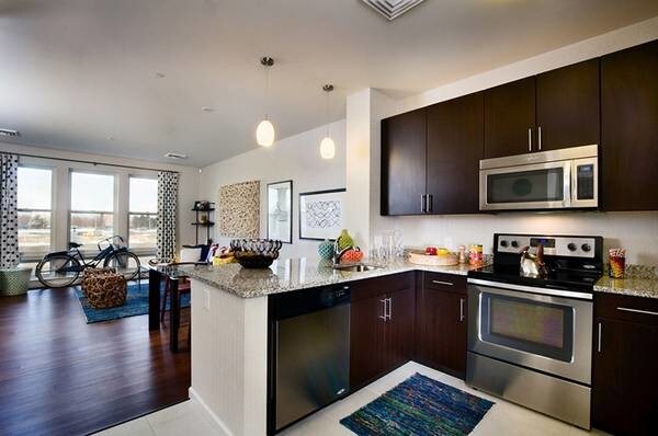 72 Marginal St in Boston, MA - Building Photo