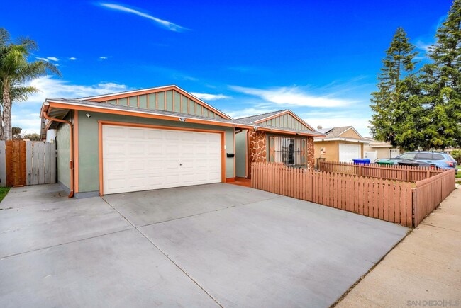 property at 1562 Arequipa St