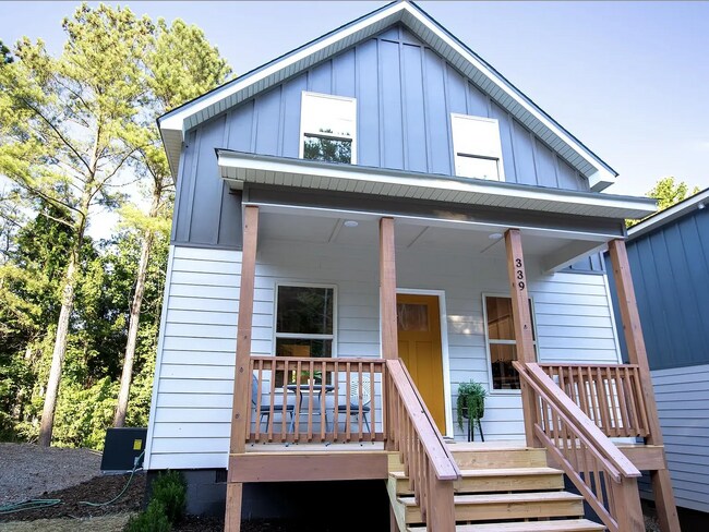 property at 331 Kellys Ferry Pl