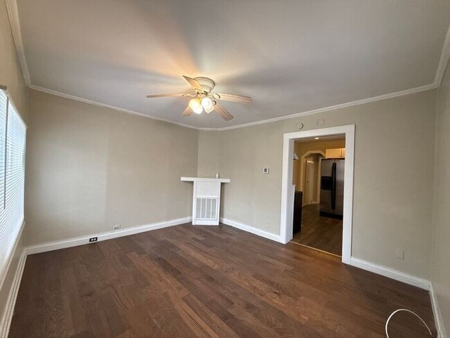 1211 W Bank St in Salisbury, NC - Foto de edificio - Building Photo