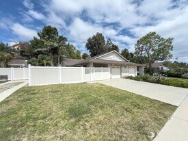 4719 Colony Dr in Camarillo, CA - Building Photo
