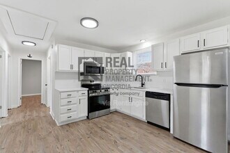 1527 Cherry Tree Dr in Clarksville, TN - Building Photo - Building Photo