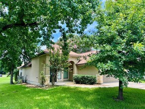 14876 Cetus Ct in Willis, TX - Building Photo - Building Photo