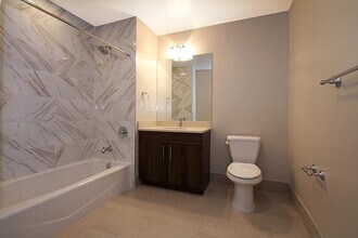 100 Marshall St in Hoboken, NJ - Foto de edificio - Building Photo