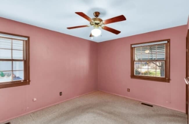 1103 Kinch St in Urbana, IL - Building Photo - Building Photo
