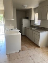2749 W Fairmont Ave, Unit APT 204 in Fresno, CA - Building Photo