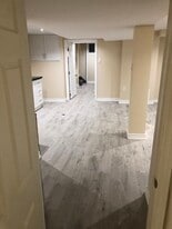 1 Lyon Heights Rd in Toronto, ON - Building Photo