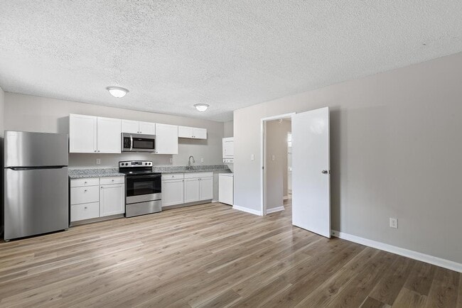 104 Cone St in St. Marys, GA - Building Photo - Building Photo