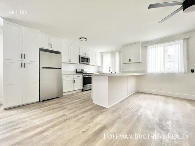 121 S Carondelet St, Unit 5