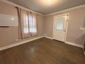 130 Birchwood Rd in Linden, NJ - Building Photo - Building Photo
