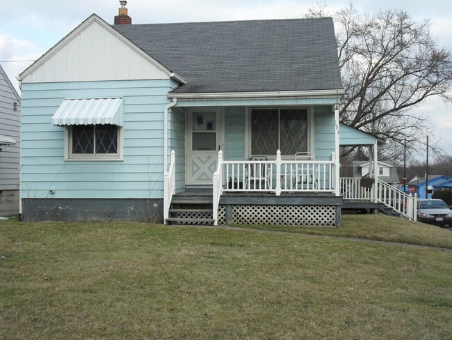 property at 151 S Belle Vista Ave
