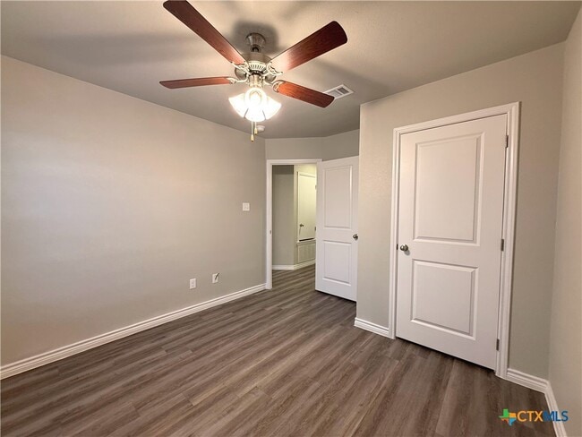 property at 1701 Dakota Trce