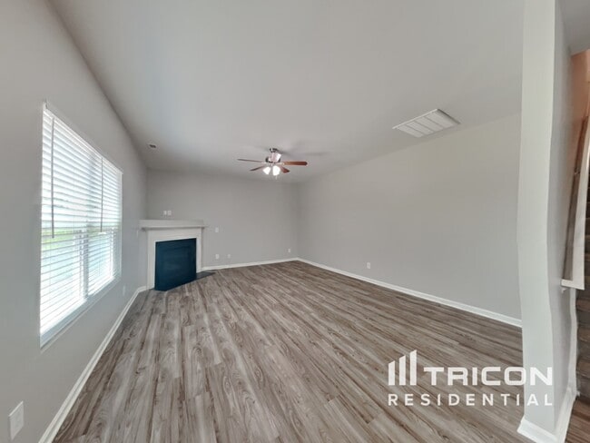570 Clear Meadow Dr in Winston-Salem, NC - Building Photo - Building Photo