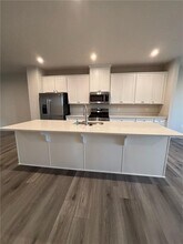 819 Woods Chapel Rd in Sugar Hill, GA - Building Photo - Building Photo