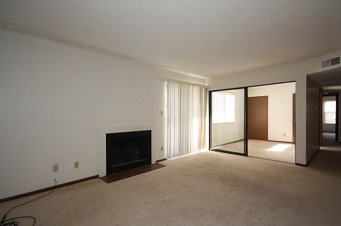 Autumn Ridge Apartments in Peoria, IL - Building Photo - Interior Photo