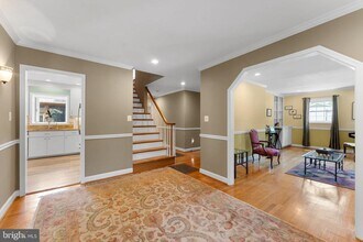 1823 Westmoreland St in McLean, VA - Building Photo - Building Photo